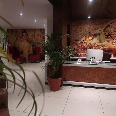 Rajlaxmi Hotel - Free Airport Pickup And Drop Jaipur Extérieur photo